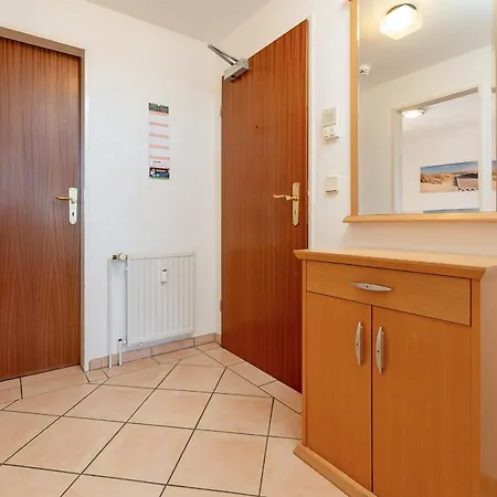 Strandburg Schaumkroenchen *