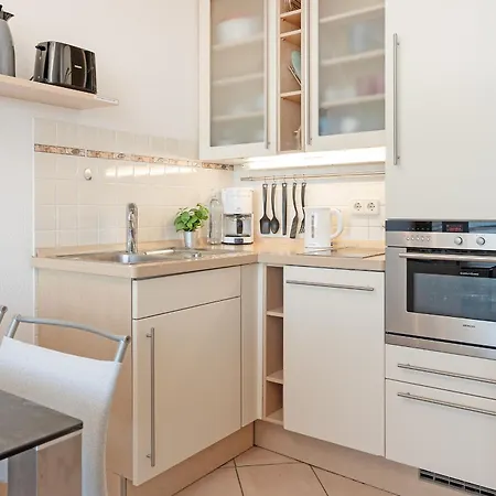 Strandburg Schaumkroenchen